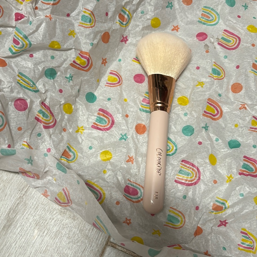 Colourpop brush
